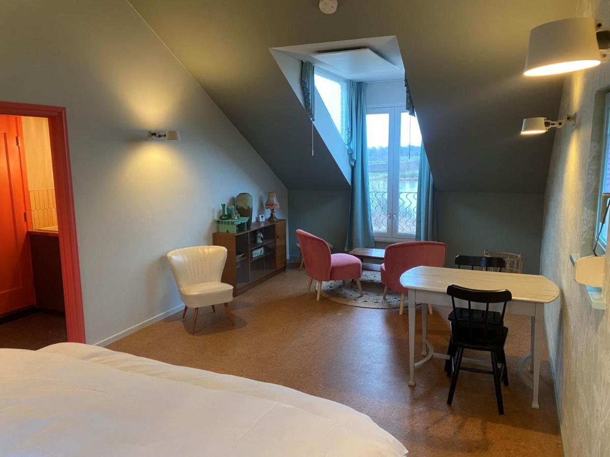Het Veerhuis Oeffelt Luaran gambar