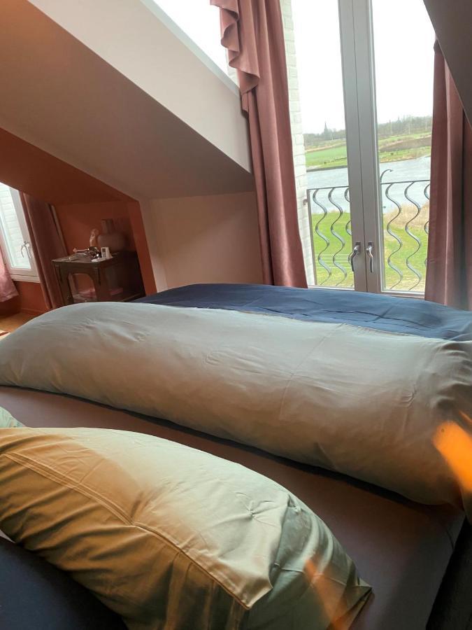 Het Veerhuis Oeffelt Luaran gambar